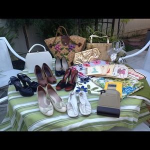 Lot of vintage shoes, handbags, fabric, etc.
