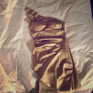 Beautifully crafted one shoulder cocktail dress!