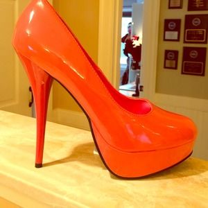 Eye catching coral 4 inch heels!