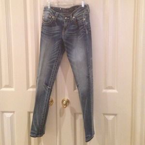Miss Me size 29 skinny jeans