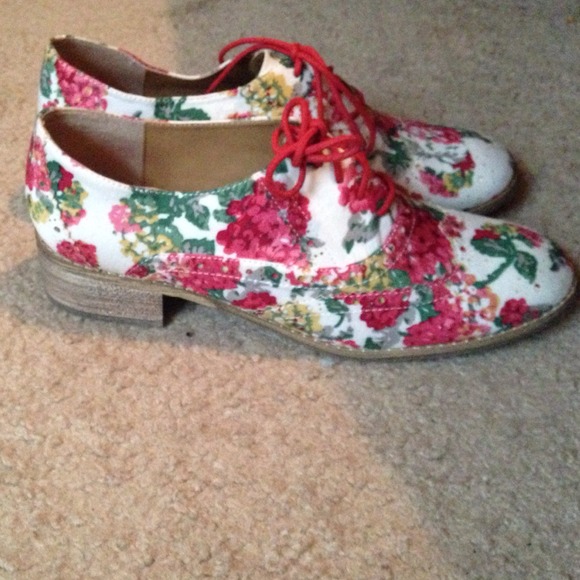 Paisley Print Oxfords