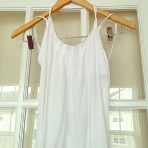 Lululemon - Strappy Tank
