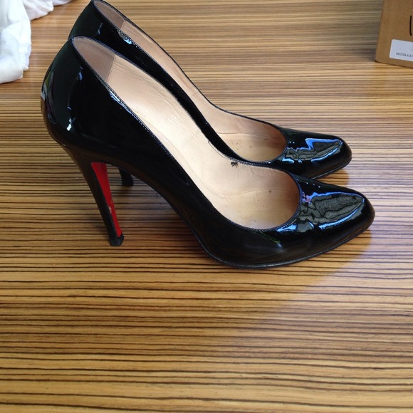 👑💯Louboutin décolleté patent - Picture 2 of 4