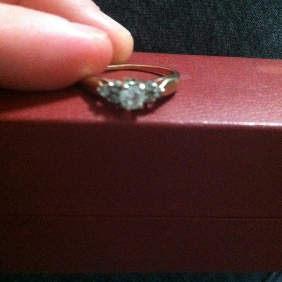 Gold engagement ring