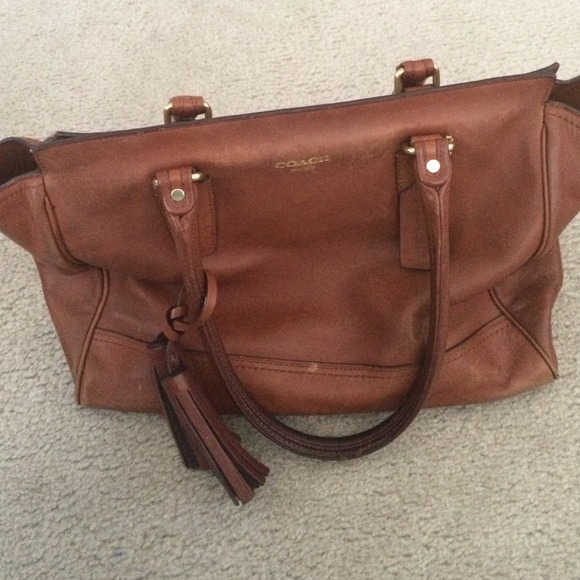 Coach - Picture 2 of 4