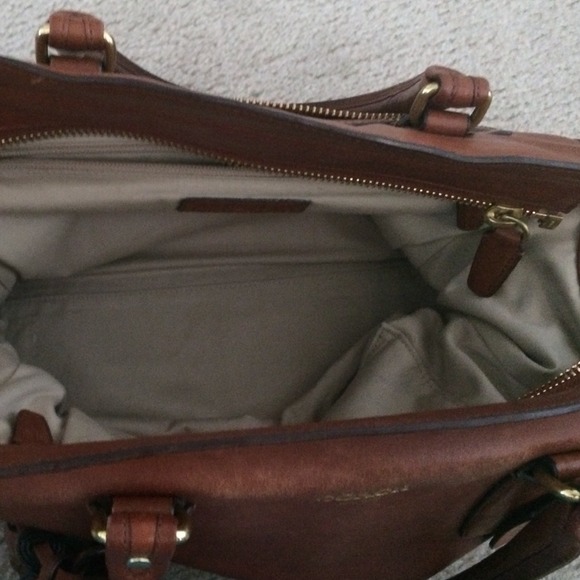 Coach - Picture 3 of 4