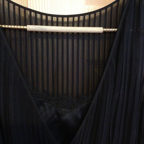 ✂️ Price Cut ✂️ Ann Taylor Dress - Picture 4 of 4