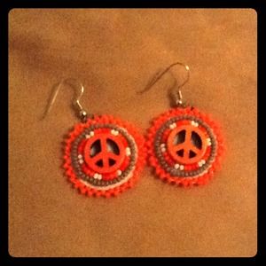 Hand beaded earrings!
