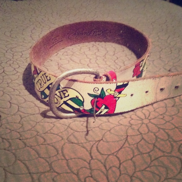 Don Ed Hardy Rhinestoned belt
