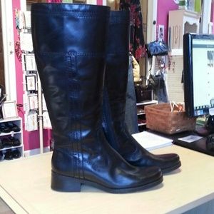 Bandolino black leather boot