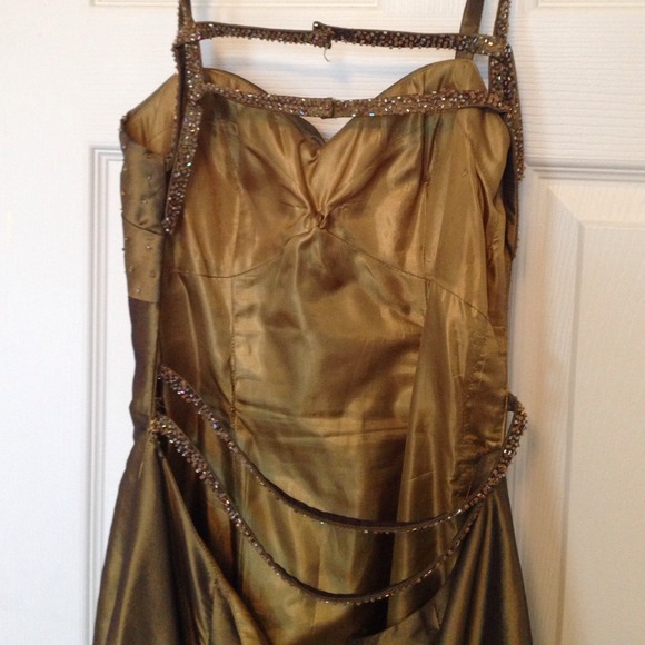 Prom style full length dress - Picture 4 of 4