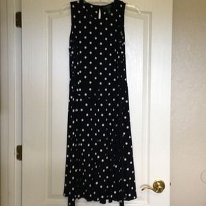 Ladies sleeveless dress