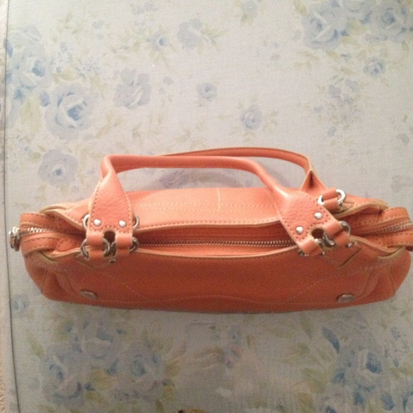 Cole Haan Handbag Authentic Excellent Condition - Picture 2 of 4
