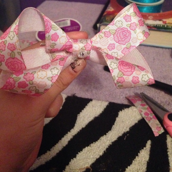 Butterfly bow