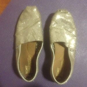 Sparkly Toms!
