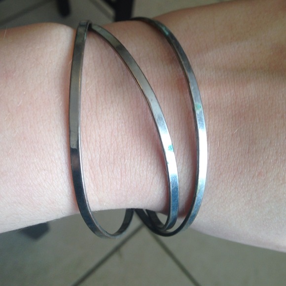 Bracelets - Picture 2 of 2