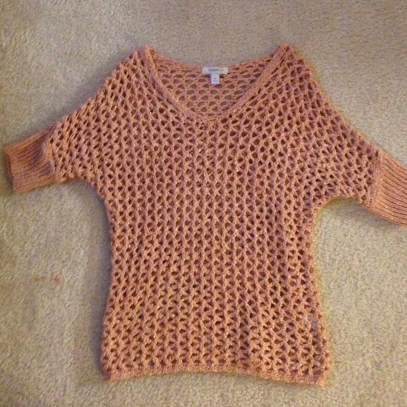 Salmon color/glitter rope allusion shirt SO CUTE!