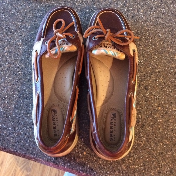 Sperrys - Picture 3 of 4