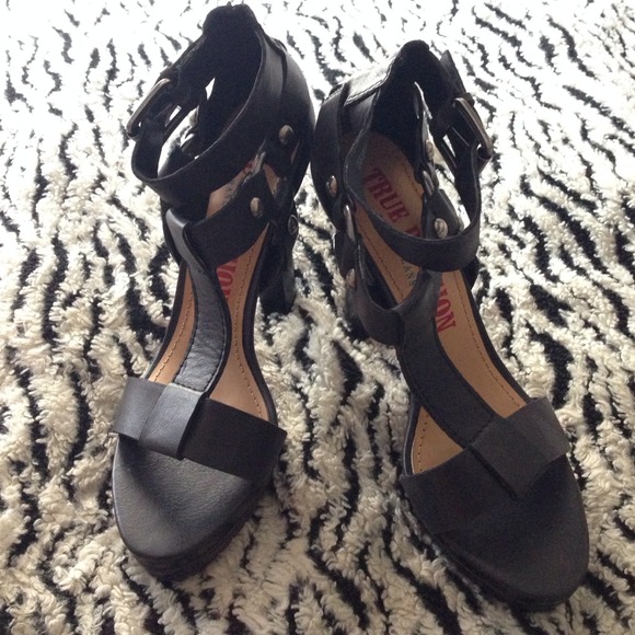 Hanna Ankle -Wrap High Sandal