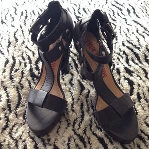Hanna Ankle -Wrap High Sandal