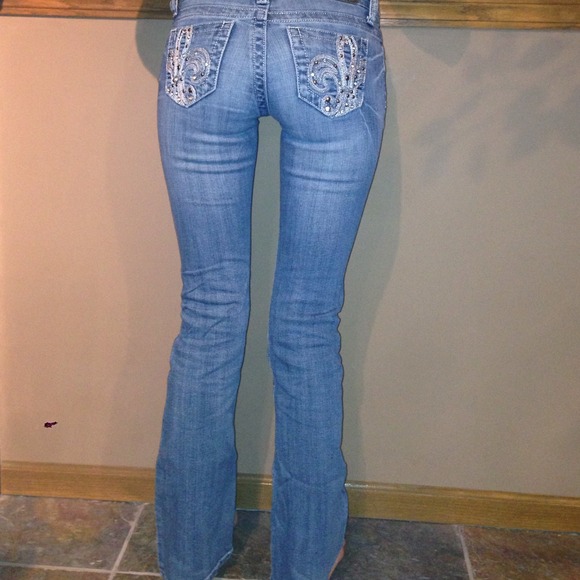 Grace in LA jeans