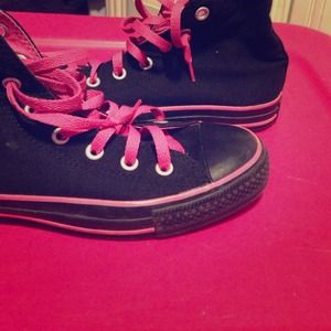 Converse chuck Taylor's  pink & black