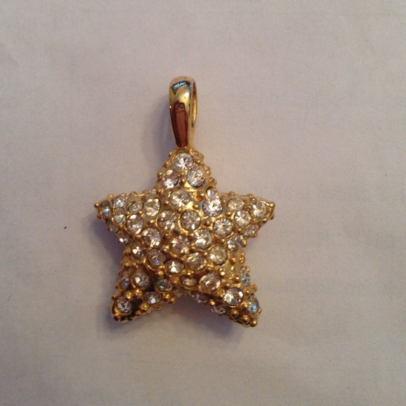 Star necklace slide