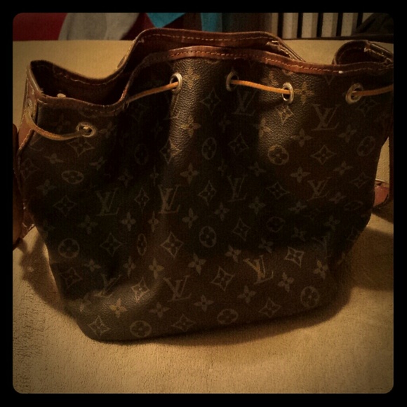 Louis Vuitton sack authentic 100%