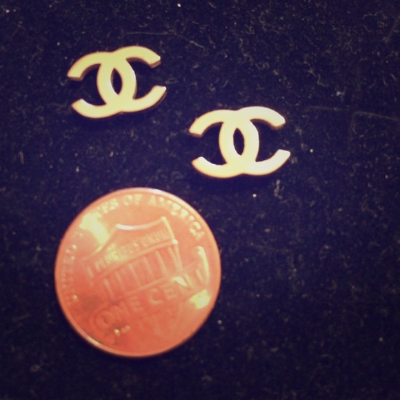 brand new earrings