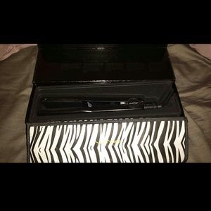 **final price** NUME hair straightener