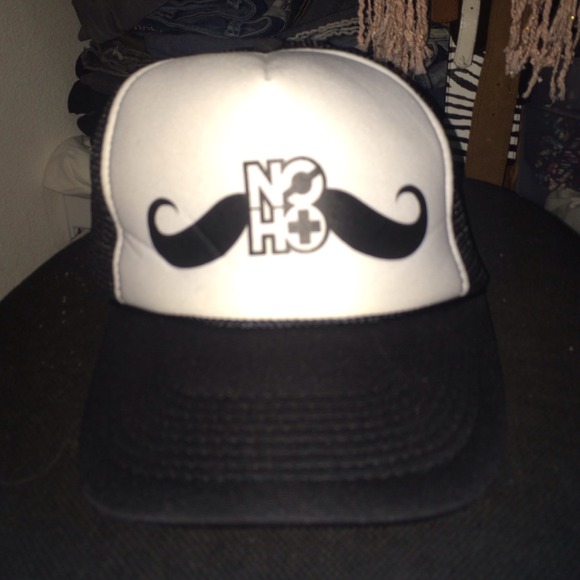 NoHO hat