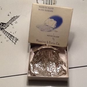 VINTAGE Whiting and Davis MESH Cocktail Bag