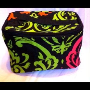 Medium size make-up bag