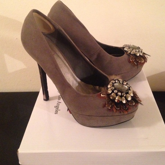 Grey is in! - Picture 2 of 3