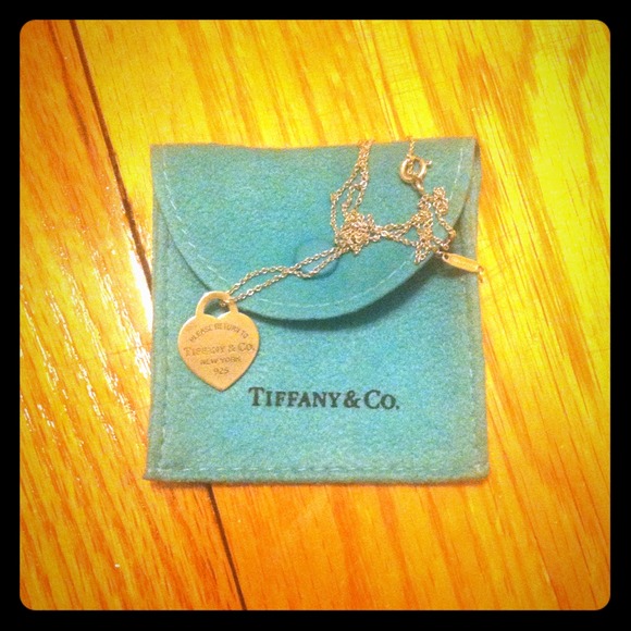 Authentic Tiffany & co heart necklace - Picture 1 of 1