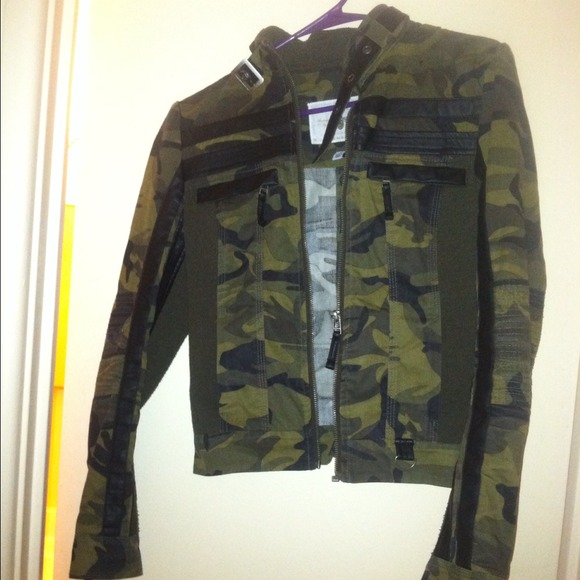 Army Fitted Jacket - Picture 1 of 2
