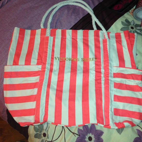 SOLD on eBay Brand new Victoria's Secret tote