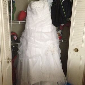 Wedding dress