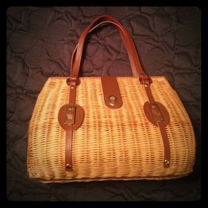 Adorable picnic inspired tote.