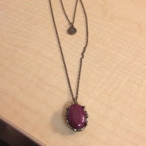 ✨SOLD✨Burgundy brandy Melville necklace!