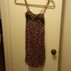 Bundles are welcome. L romper ash & emme