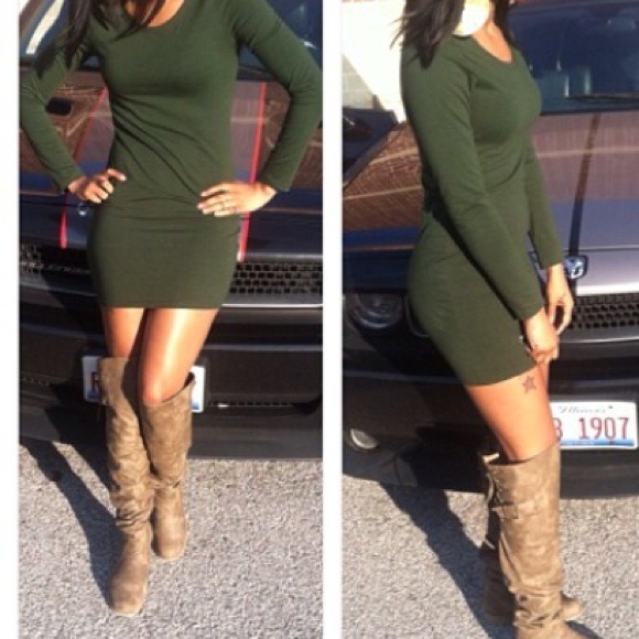 Dress - Picture 1 of 1