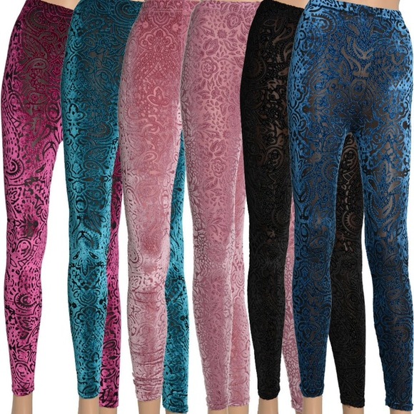 Chic Pleuche Leggings - Picture 2 of 2