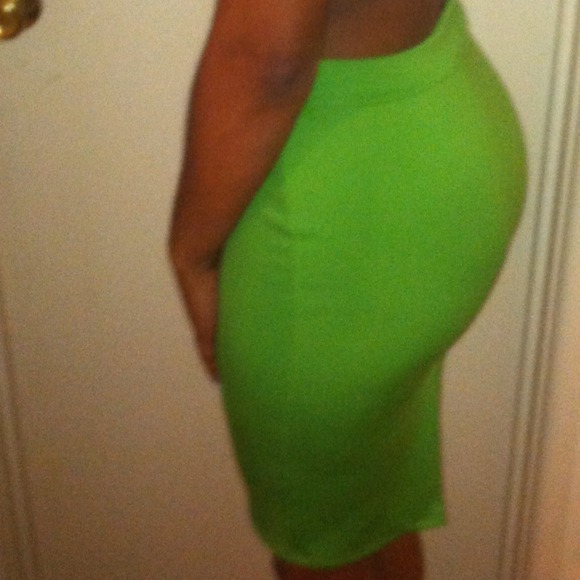 Skirt - Picture 3 of 4