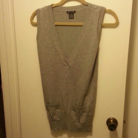 Bundles are welcome medium grey sweater vest