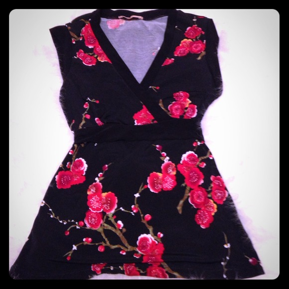 Cute Forever 21 top