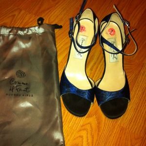 The BEST Tango shoes!!! 💃::comes with satin bag::