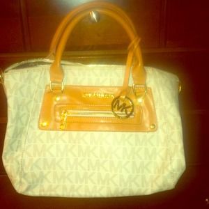 MK purse