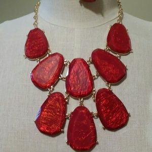 Boutique necklace set