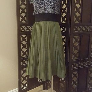 50's Vintage Pleated Army Green